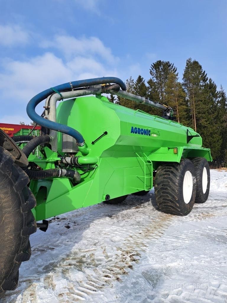 Agronic 17000 Drijfmesttanks