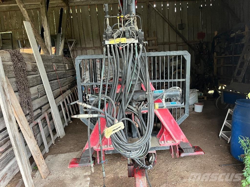 Patu 597 Bosbouwaanhangers