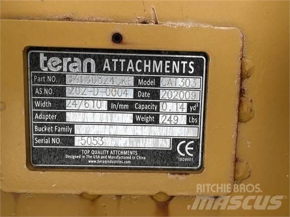 Teran CAT303 Puinbakken