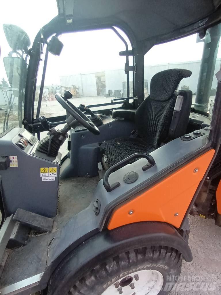 Multihog CX75 Tractoren