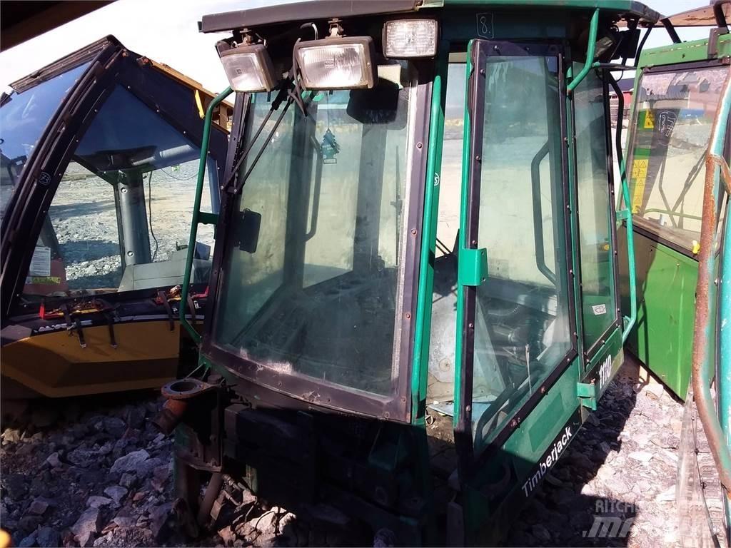 Timberjack 1110 Cabine en interieur