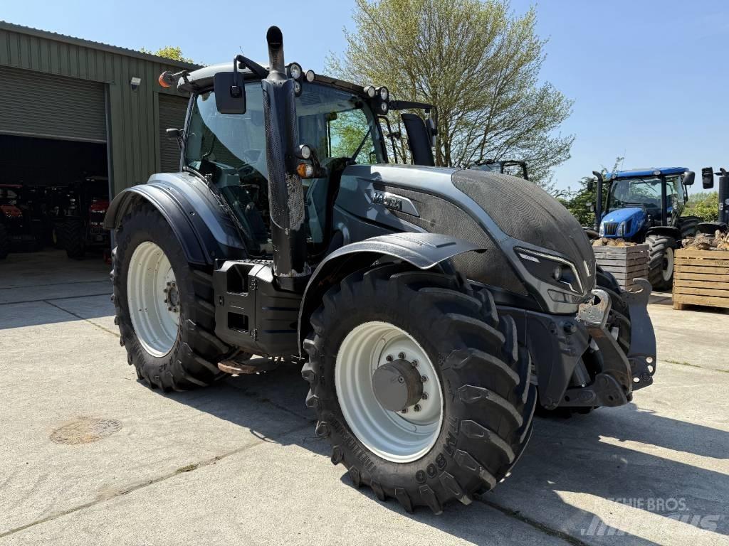 Valtra T174 Direct Tractoren