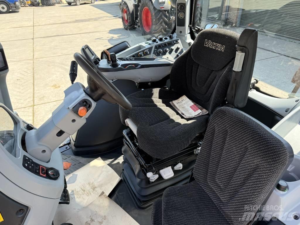 Valtra T174 Direct Tractoren