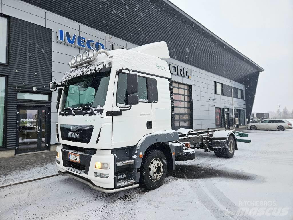 MAN TGM Chassis met cabine