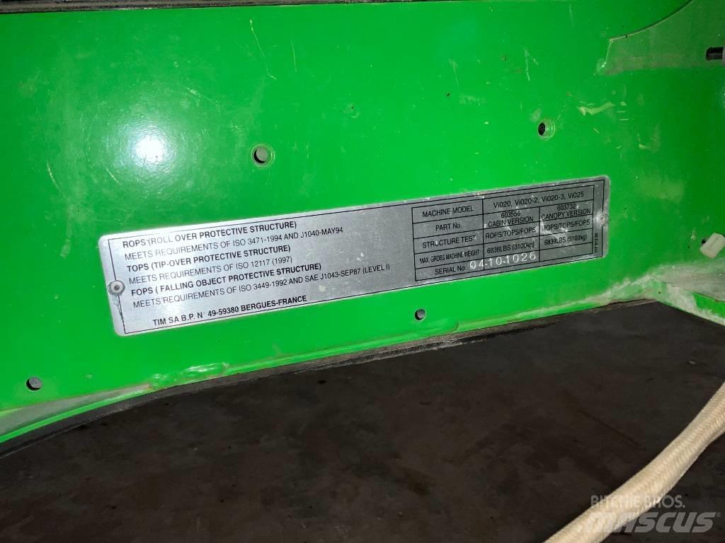 Yanmar Vio 20 / vio 25 Cabine en interieur