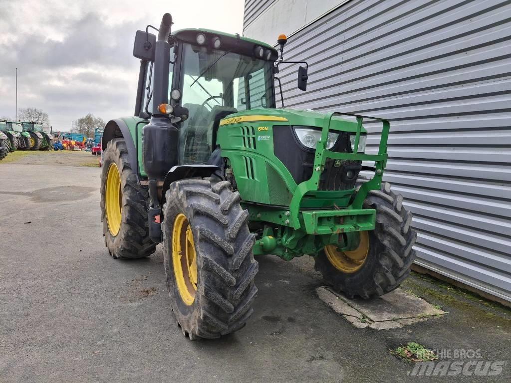 John Deere 6110M Tractoren
