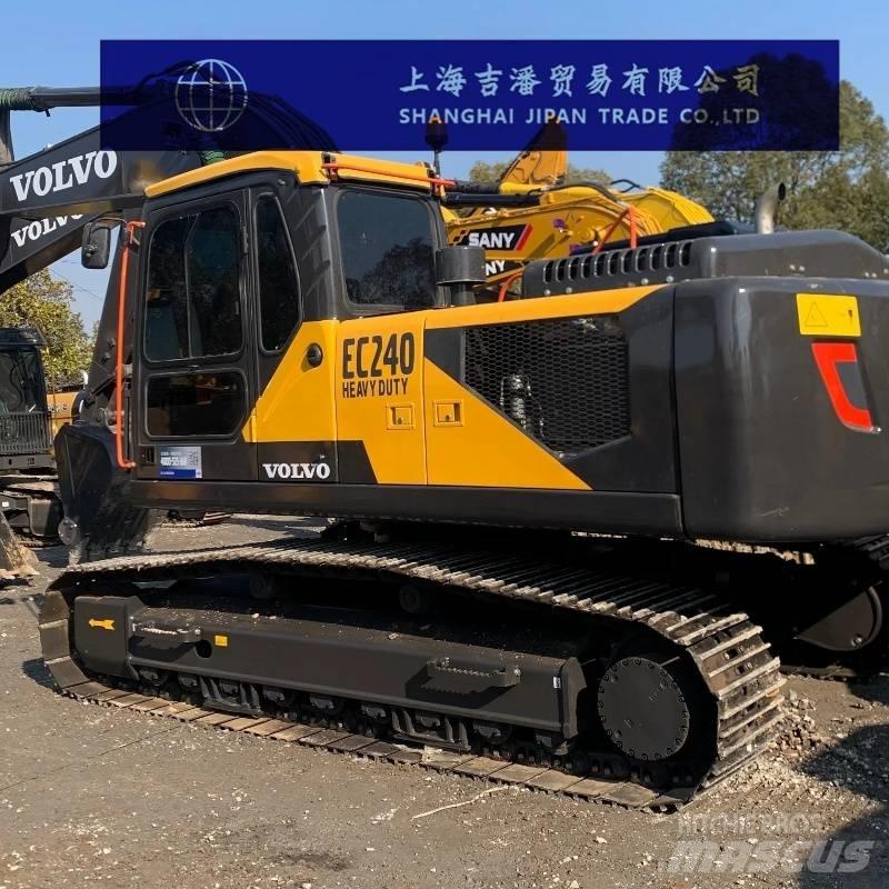 Volvo EC 240 Rupsgraafmachines