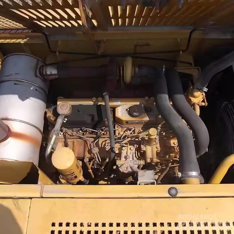 CAT 320 C Rupsgraafmachines