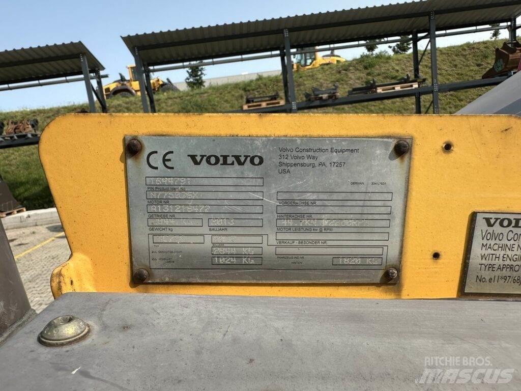 Volvo MC70C Schrankladers