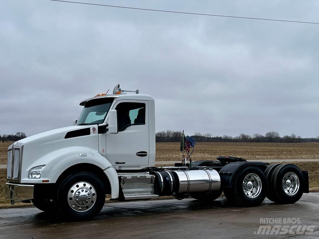 Kenworth T 880 Trekkers