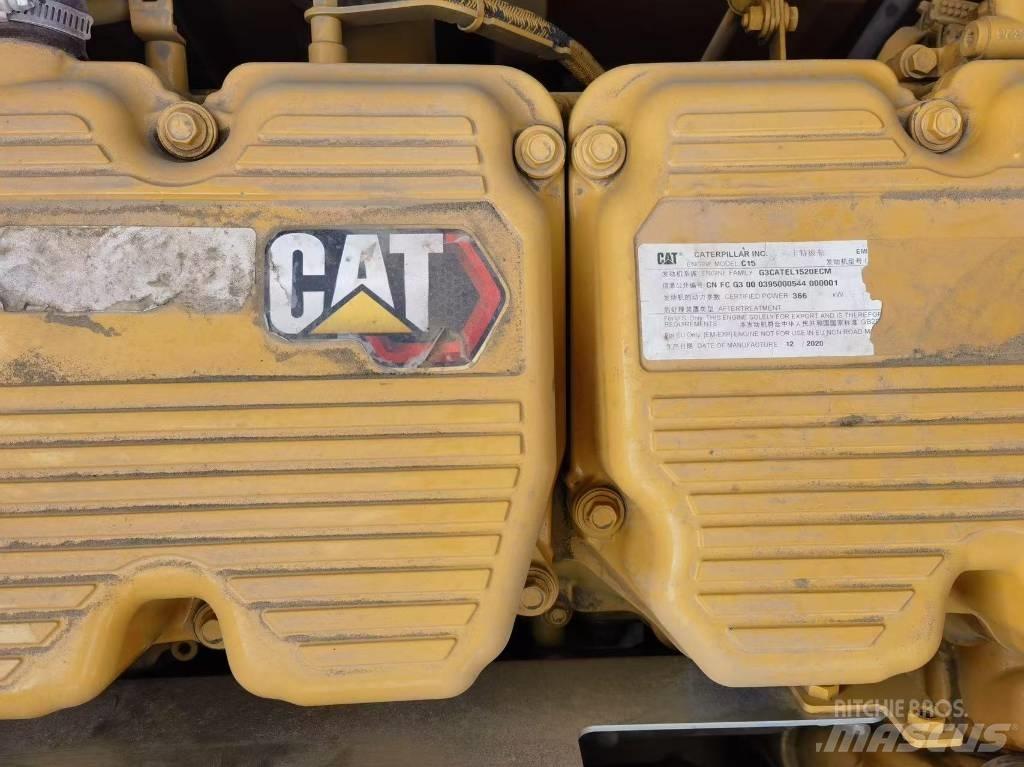 CAT 374 Rupsgraafmachines