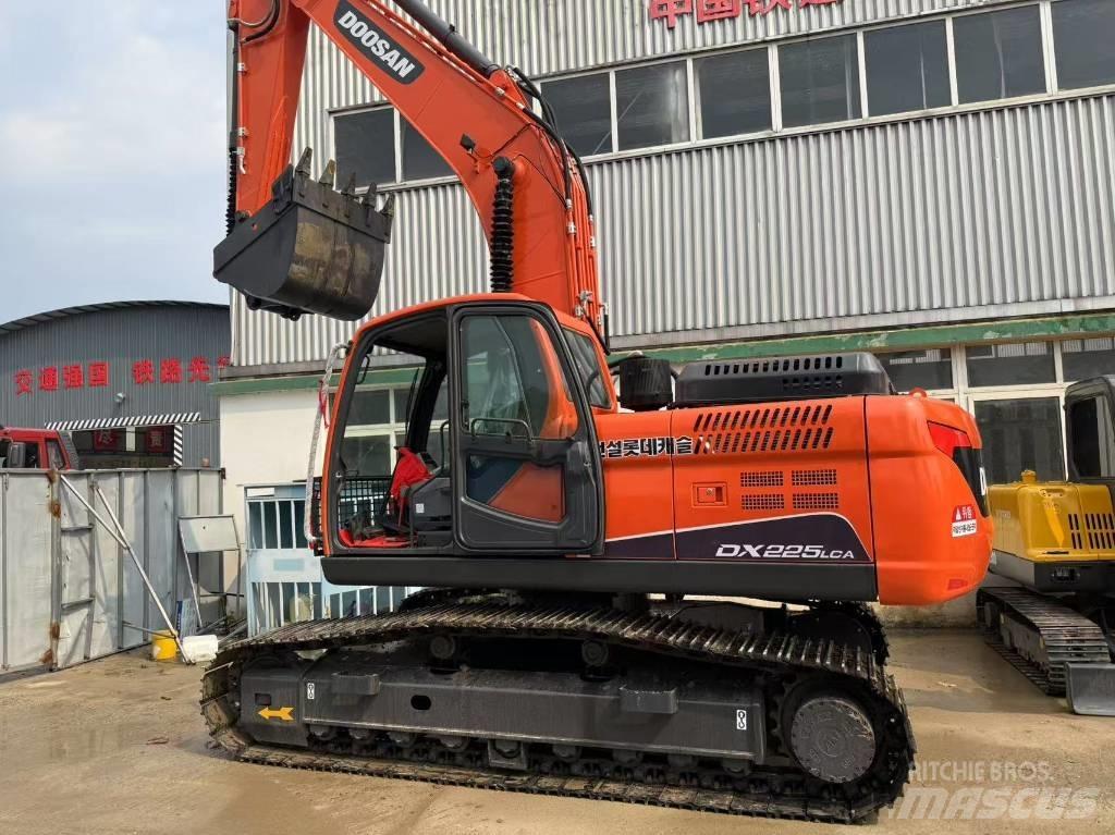 Doosan DX 220 LCA Rupsgraafmachines