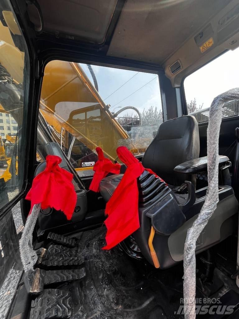 CAT 320 D Rupsgraafmachines