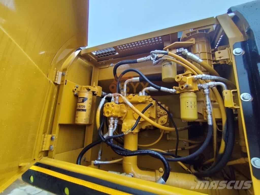 CAT 325 C Rupsgraafmachines