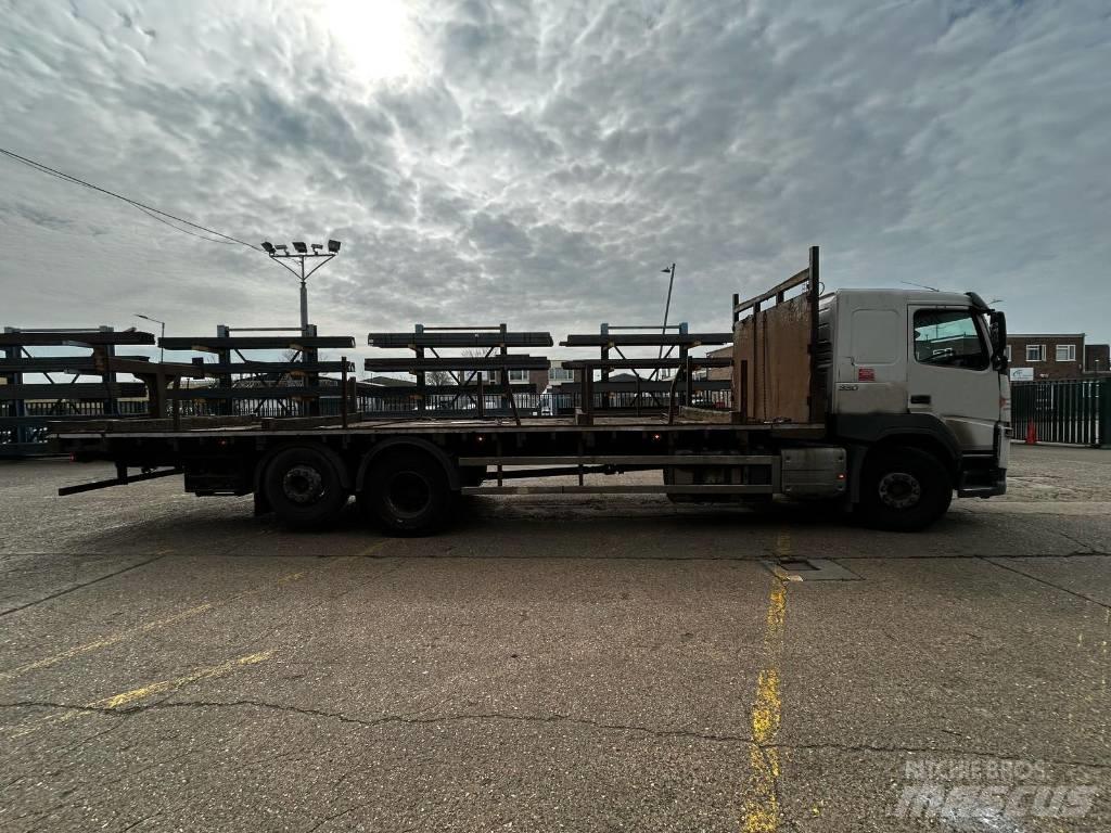 Volvo FM 330 Platte bakwagens
