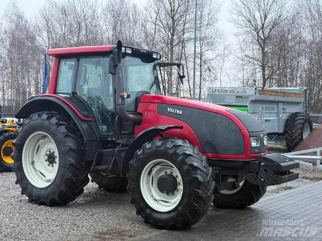 Valtra T 161 Tractoren