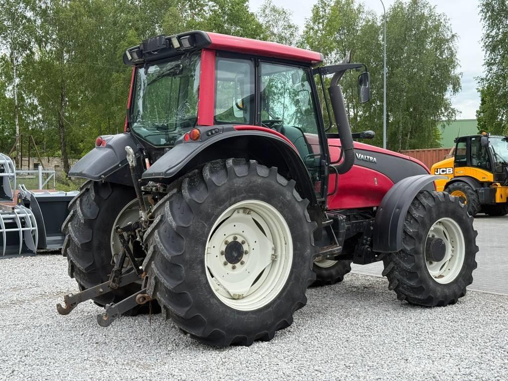 Valtra T 161 Tractoren