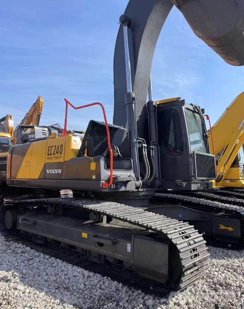 Volvo EC 240 Rupsgraafmachines