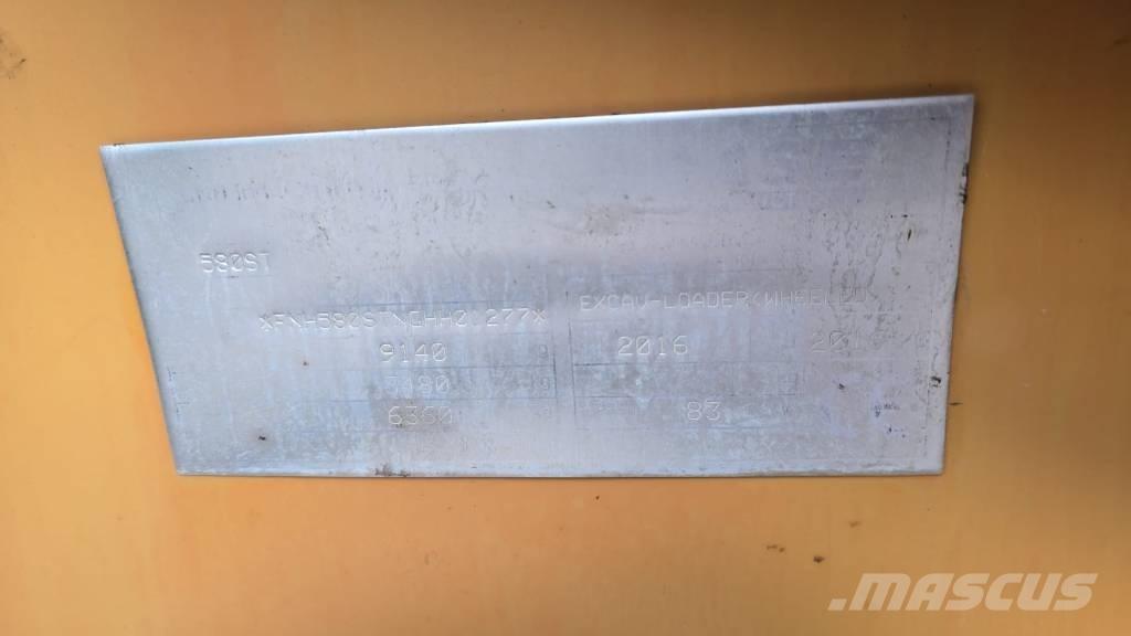 CASE 580 ST Graaf-laadcombinaties