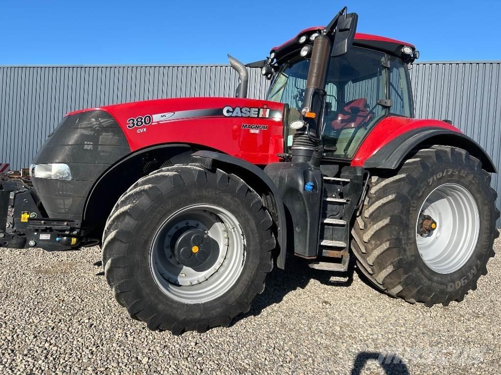 Case IH Magnum 380 Tractoren