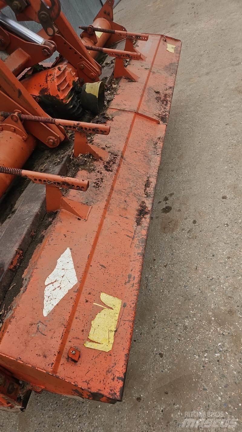 Kuhn EL140N 305 Grondbewerking