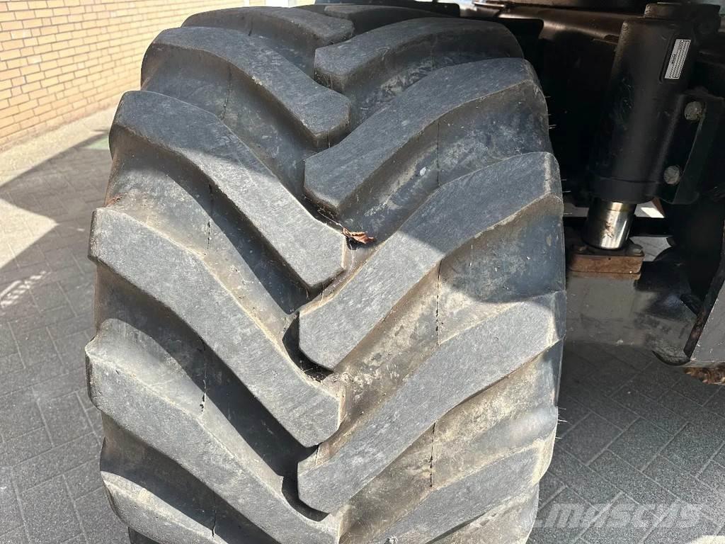 JCB JS145W Wielgraafmachines