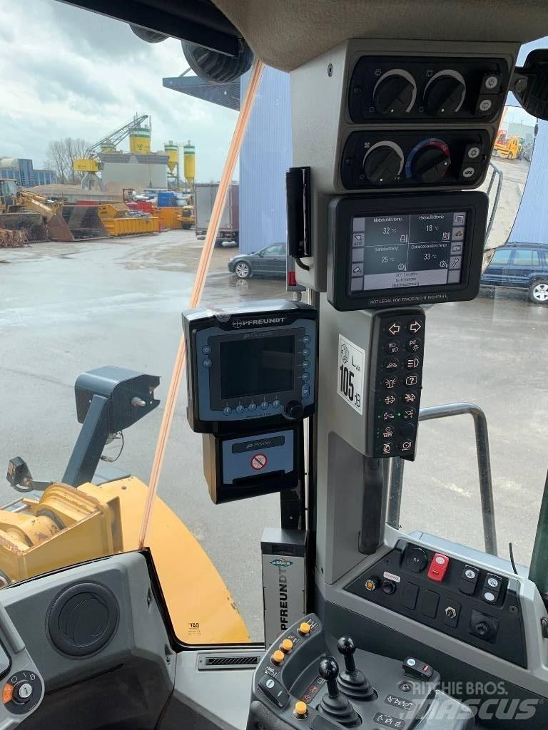 CAT 966 M XE Wielladers