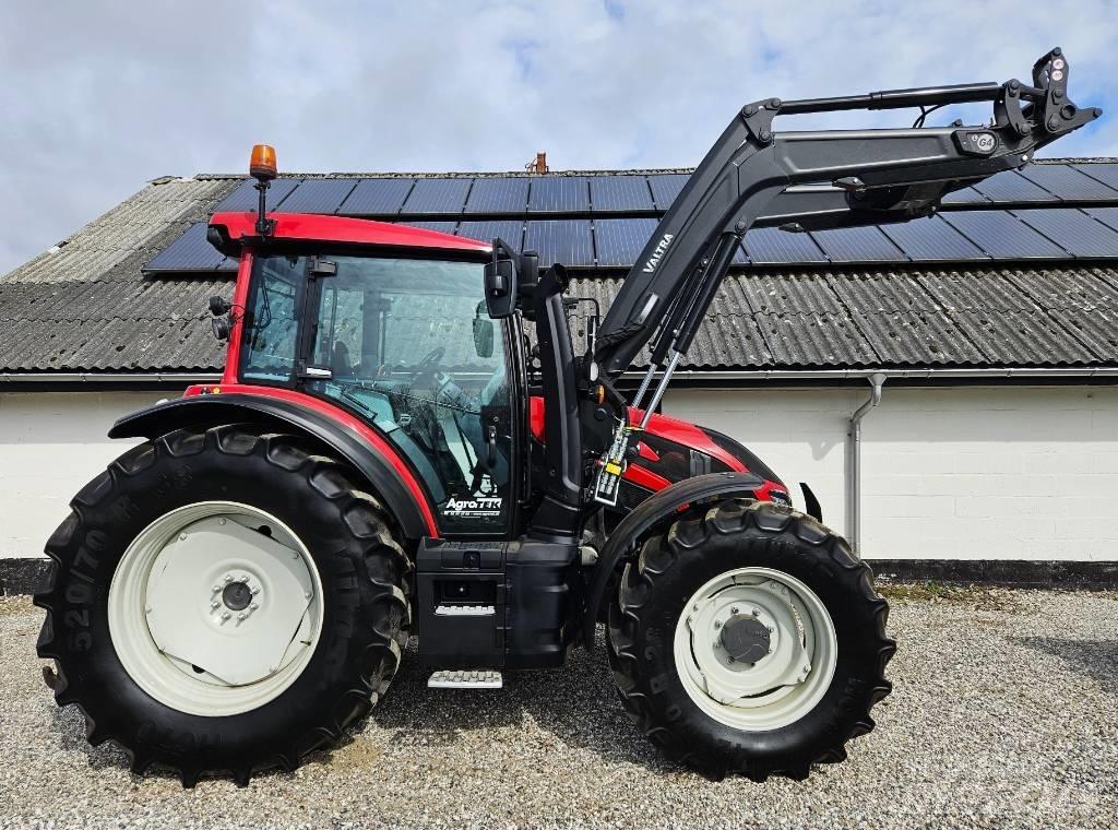 Valtra G 135 Active Tractoren