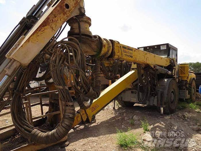 Atlas Copco E2C Surface drill rigs