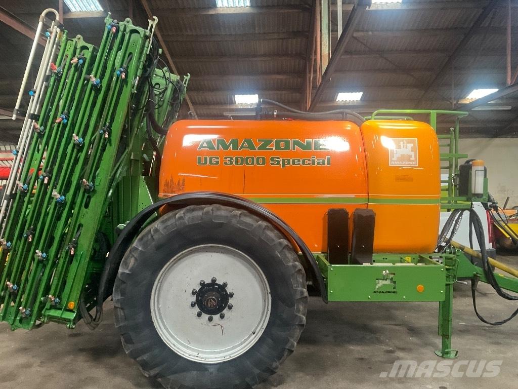 Amazone Ug 3000 Trailed sprayers