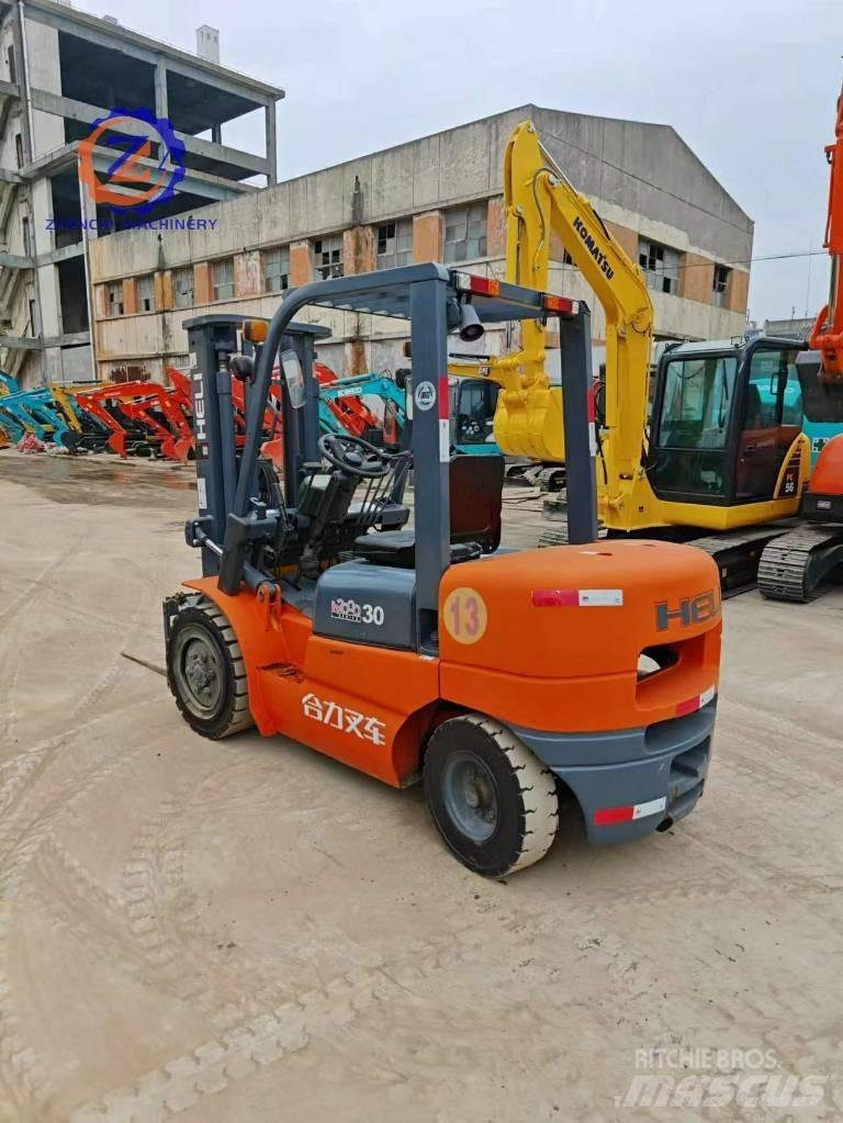 Heli CPCD 30 Diesel heftrucks