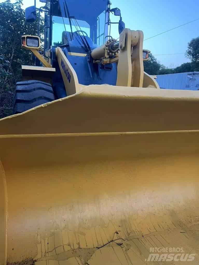 Komatsu WA 320 Wielladers