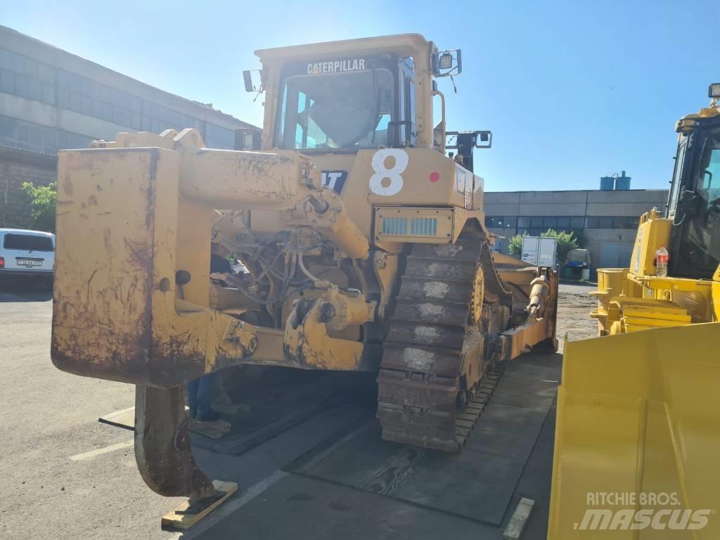 CAT D8R Rupsdozers
