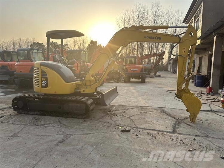Komatsu PC 40 Rupsgraafmachines
