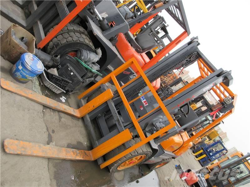 TCM FD 30 Diesel heftrucks