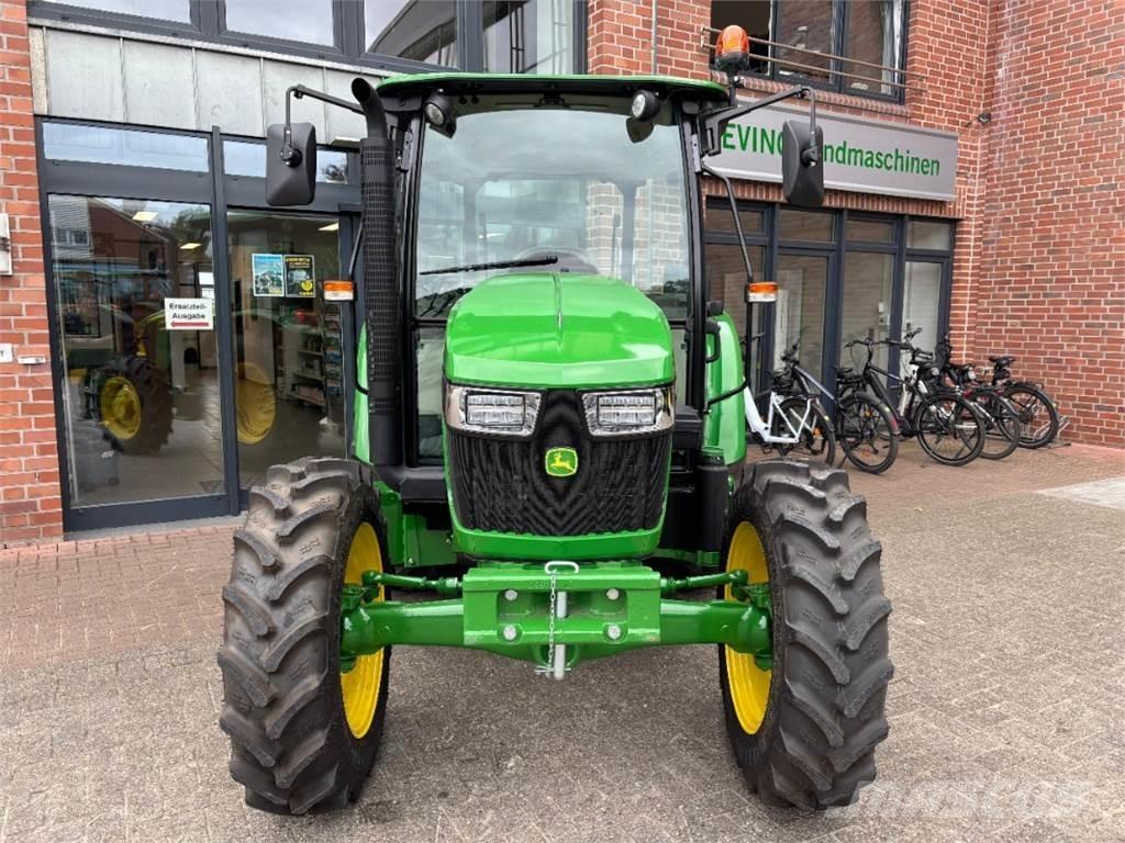 John Deere 5058E Tractoren