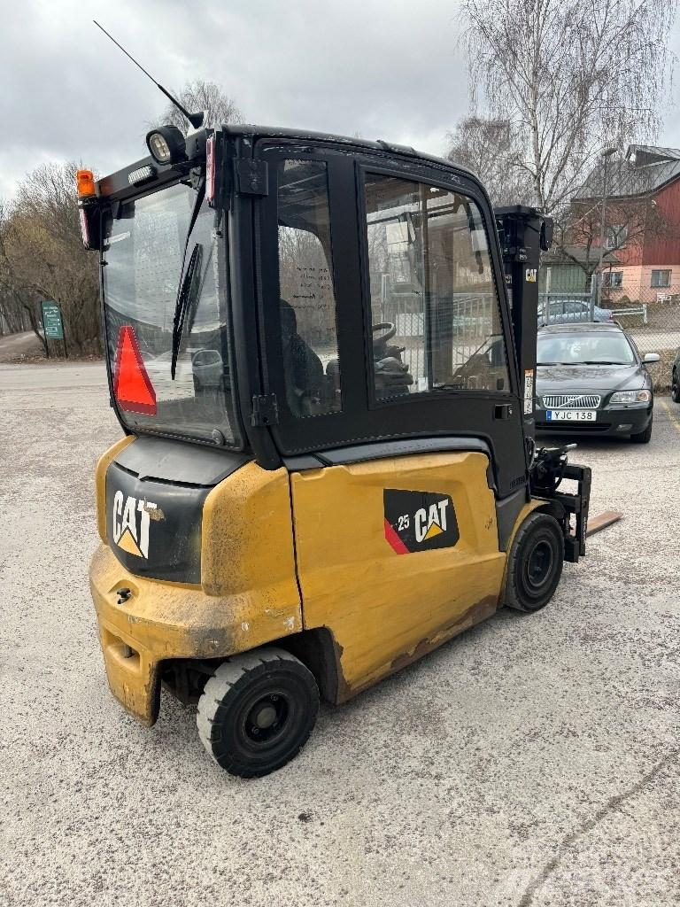 CAT EP25N Elektrische heftrucks