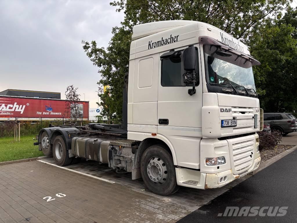 DAF XF 105 Vrachtwagen met containersysteem