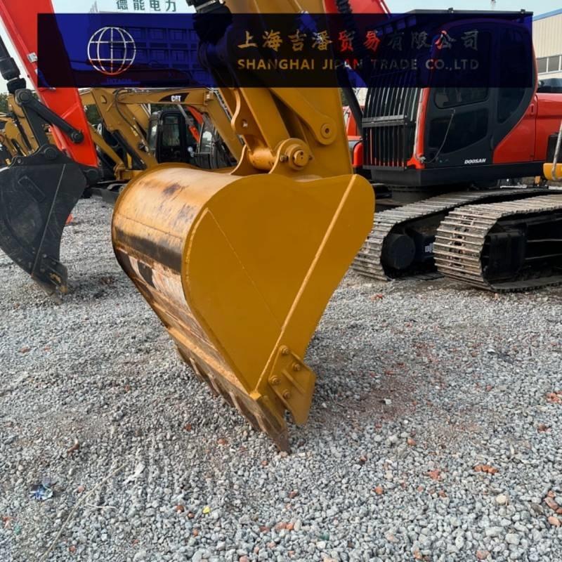 CAT 323 D Rupsgraafmachines