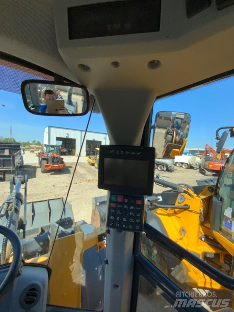 John Deere 544L Wielladers