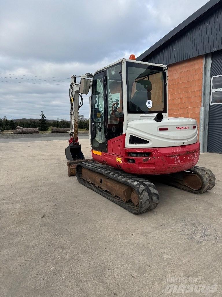 Takeuchi TB 260 Minigraafmachines < 7t