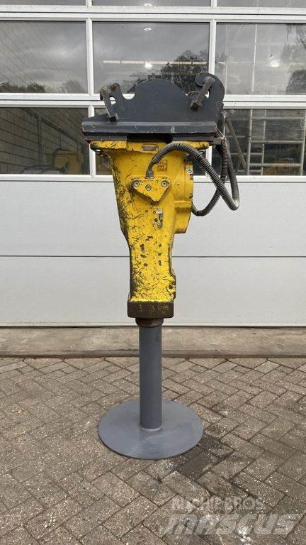 Epiroc SB452 Hamers en brekers