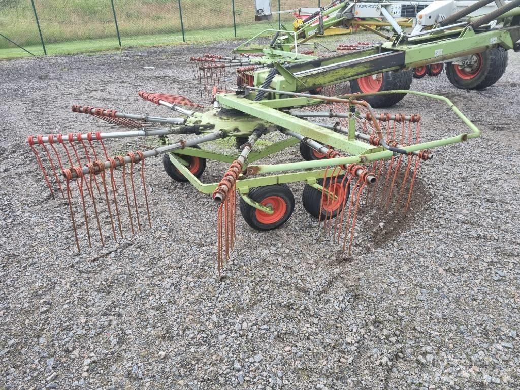 CLAAS Liner 3000 Zwadharken
