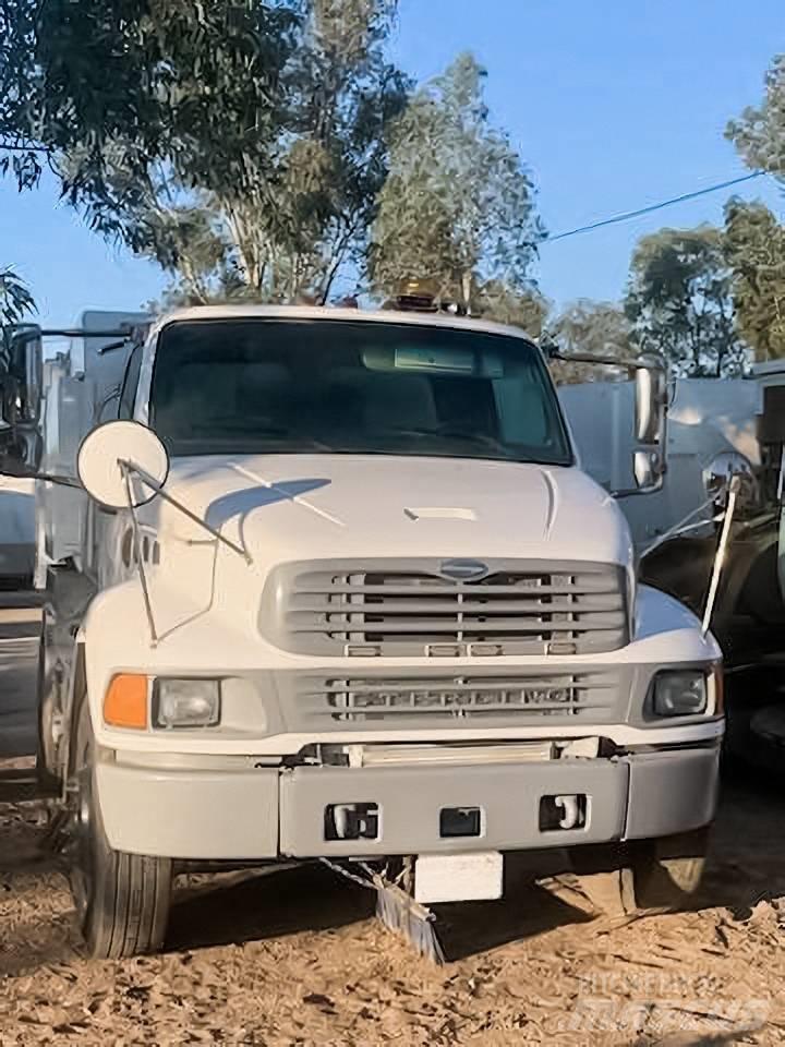 Sterling Acterra Veegwagens