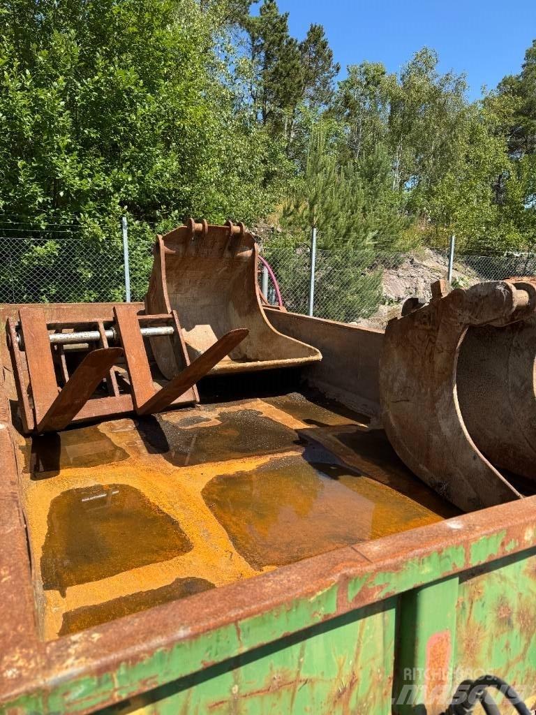CAT M316F Wielgraafmachines