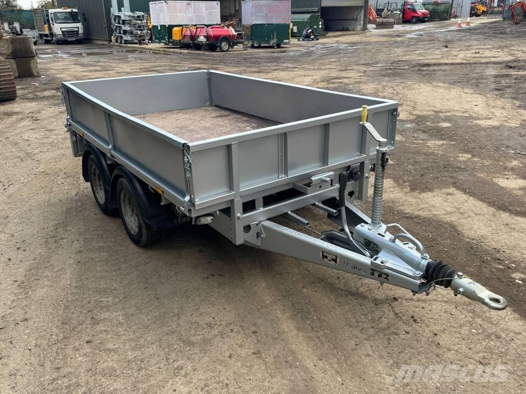 Ifor Williams 8 X 5 Gesloten opbouw trailers