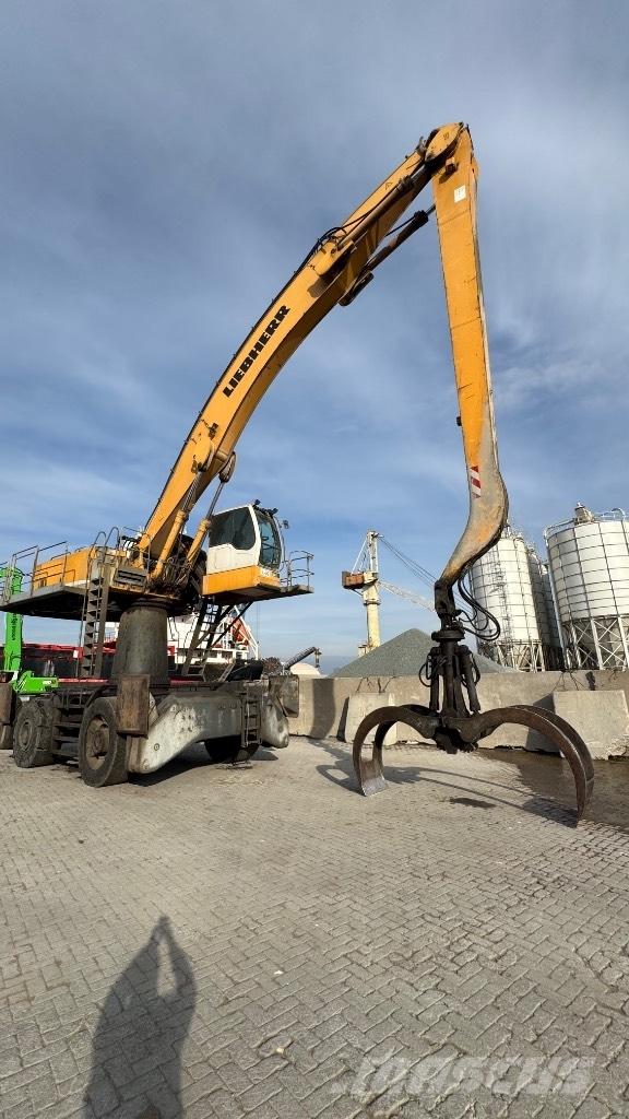 Liebherr A 944 C HD Waste / industry handlers