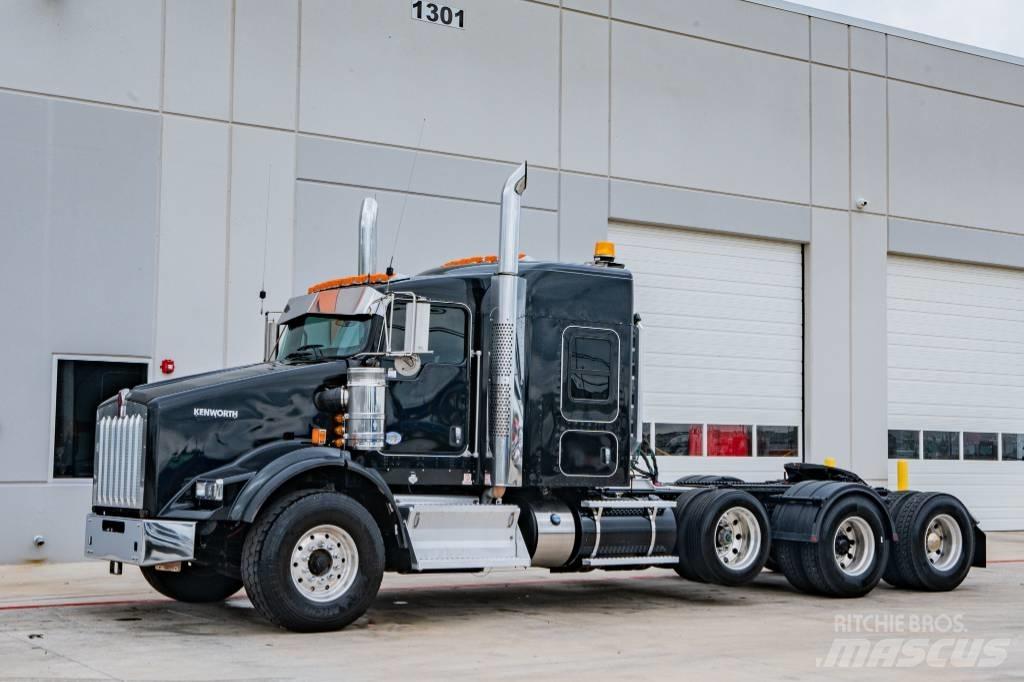 Kenworth T800 Trekkers