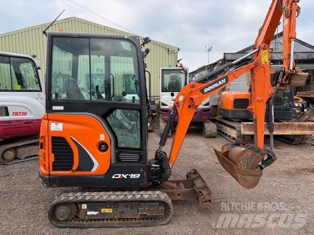 Doosan DX 19Z Minigraafmachines < 7t