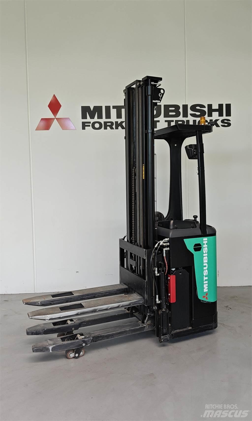 Mitsubishi SBR16NI Meerij pallettruck met platform